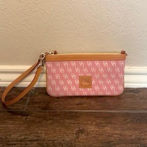 Dooney & Bourke wristlet